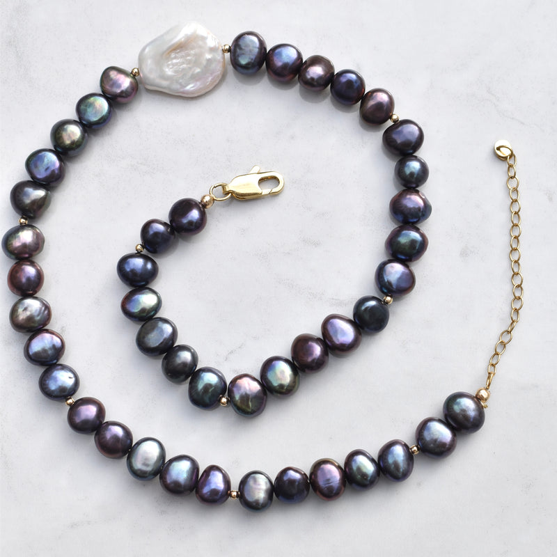 Peacock Pearl Necklace