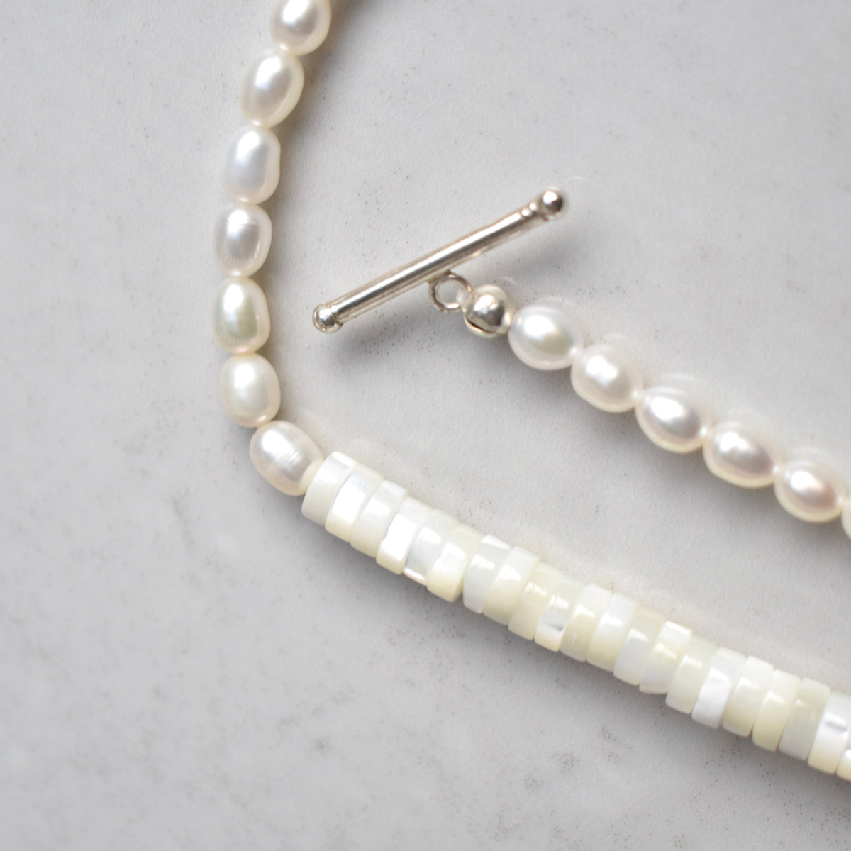 Bella Necklace – Mother of Pearl